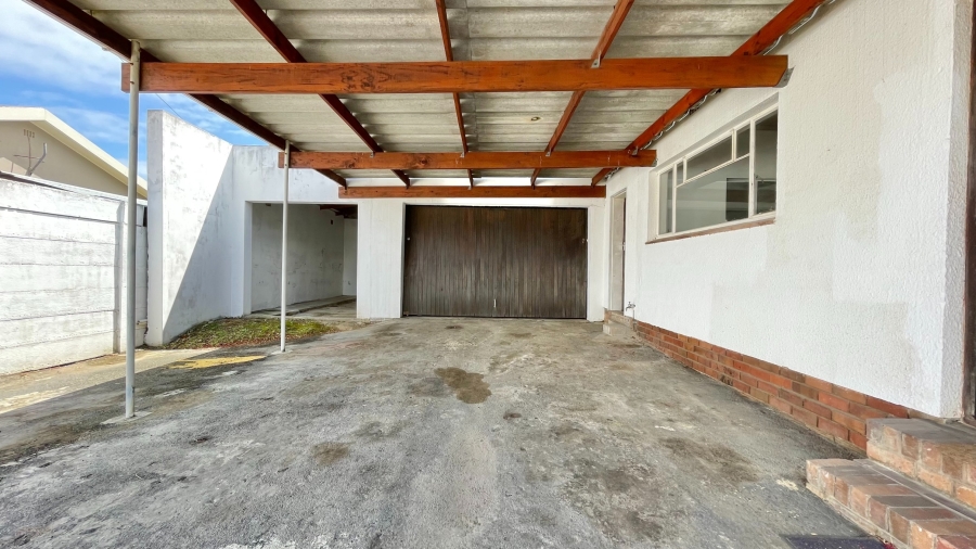 4 Bedroom Property for Sale in Goedehoop Western Cape